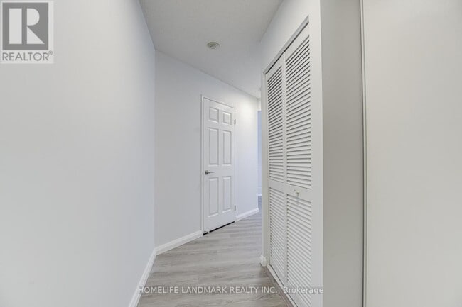 Building Photo - 35 Empress Ave