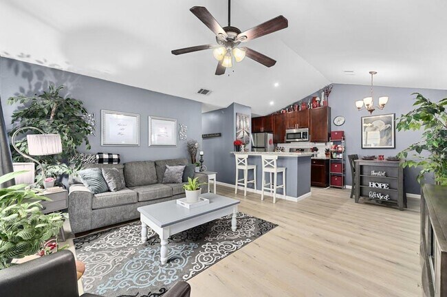 Building Photo - 16113 Fitchburg Cir