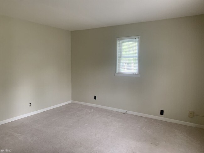 Building Photo - 3 br, 1 bath House - 195 S Jackson St