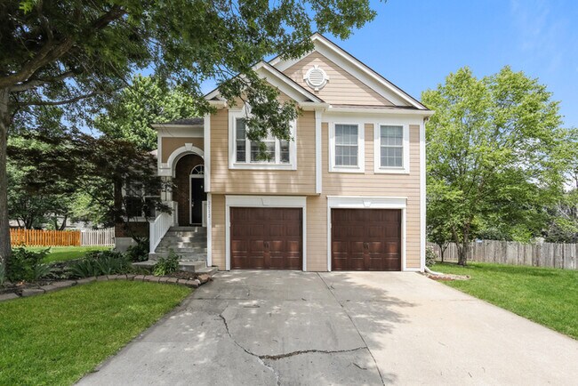 Building Photo - 2512 SE Kimbrough Ct