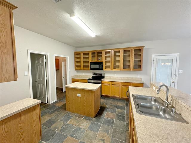 Building Photo - 1411 Kingston Pl