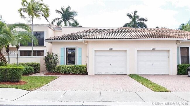 Foto del edificio - 712 SW 158th Terrace