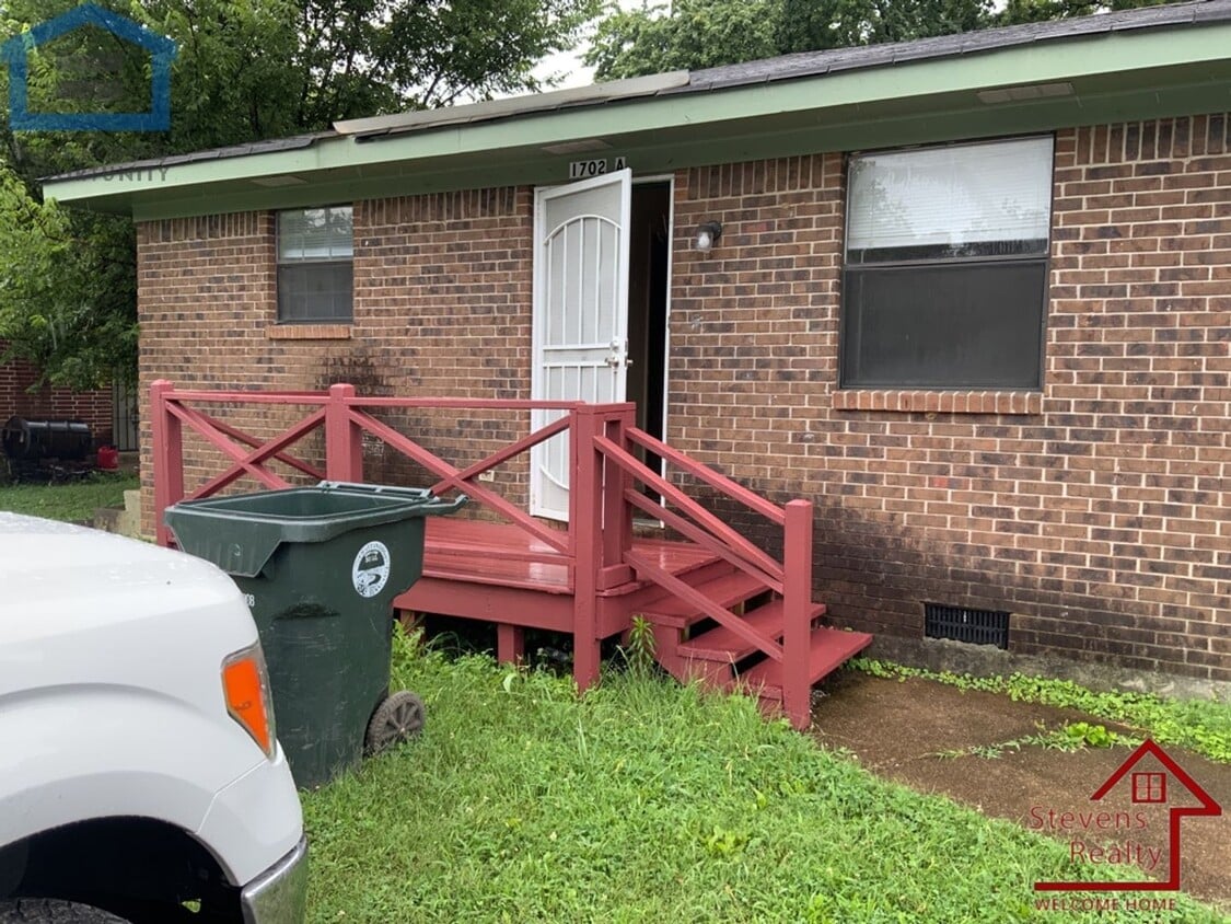 Foto principal - 1702 Olive St