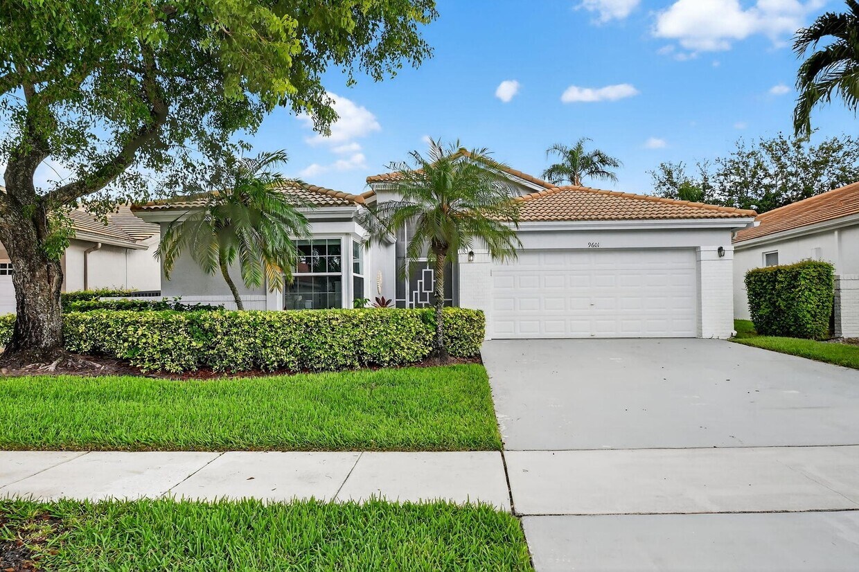 Foto principal - 9601 Harbour Lake Cir