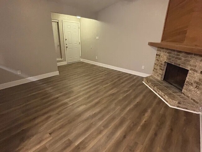 Sala de estar - 11602 April Dr