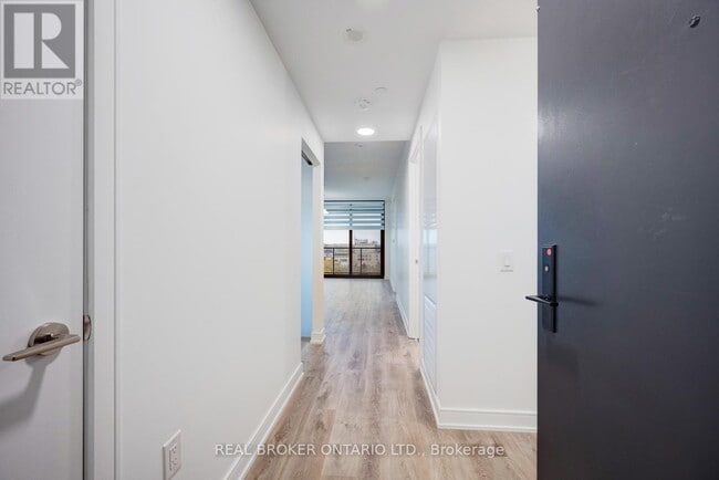 Building Photo - 3009 Novar Rd