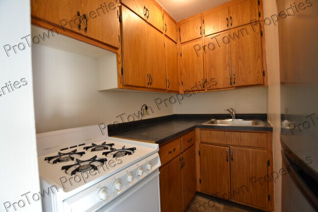 Foto del edificio - 226 N Broadway St