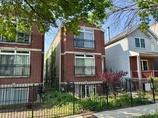 Building Photo - 2423 W Harrison St