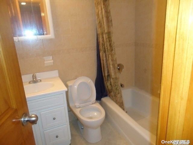 Foto del edificio - 224-01 93rd Rd