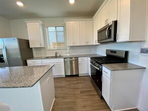 Building Photo - 21114 Dolphin Bay Ln