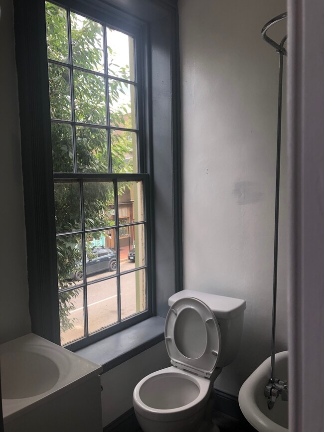 Foto del edificio - 820 Caroline St