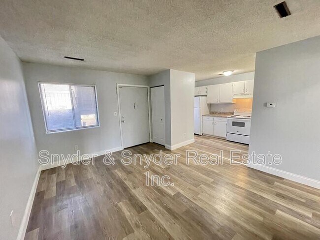Foto del edificio - 2605 Terrace Ave