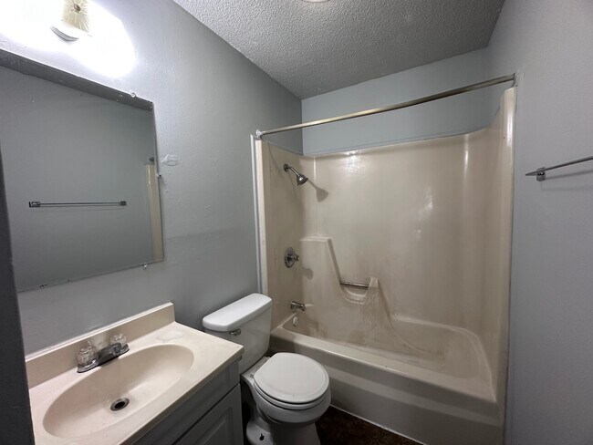 Foto del edificio - 807-A Bryan-