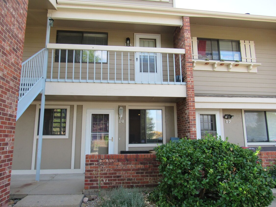 Primary Photo - First Floor Condo Close to CU