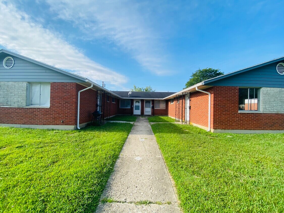 Primary Photo - 464 Burman Ave