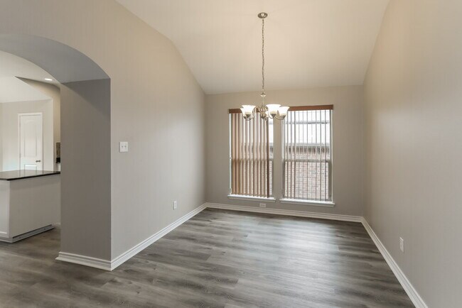 Building Photo - 9221 Barbara Dr