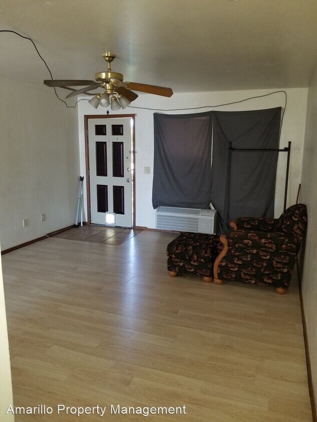 Foto principal - Studio, 1 bath House - 2208 Canyon Dr Unit...