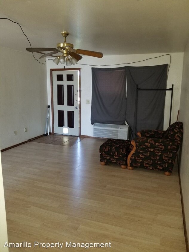 Primary Photo - Studio, 1 bath House - 2208 Canyon Dr Unit...