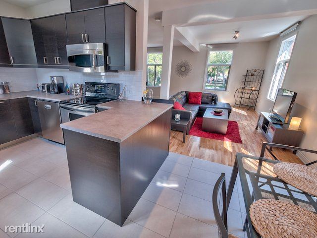 Foto del edificio - 386 W Broadway