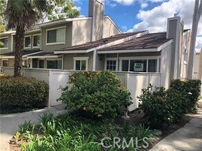 Building Photo - 3160 E Palm Dr