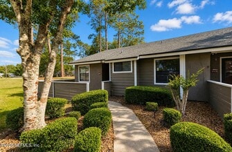 Building Photo - 8412 Long Meadow Cir N