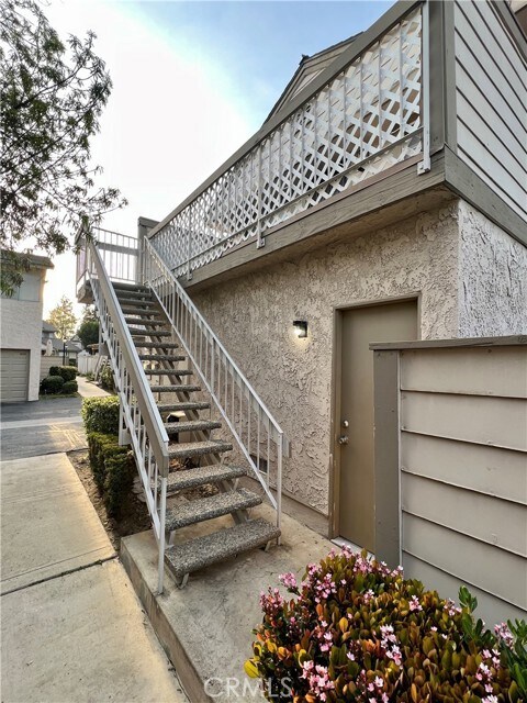 Building Photo - 1802 Ewing Ct