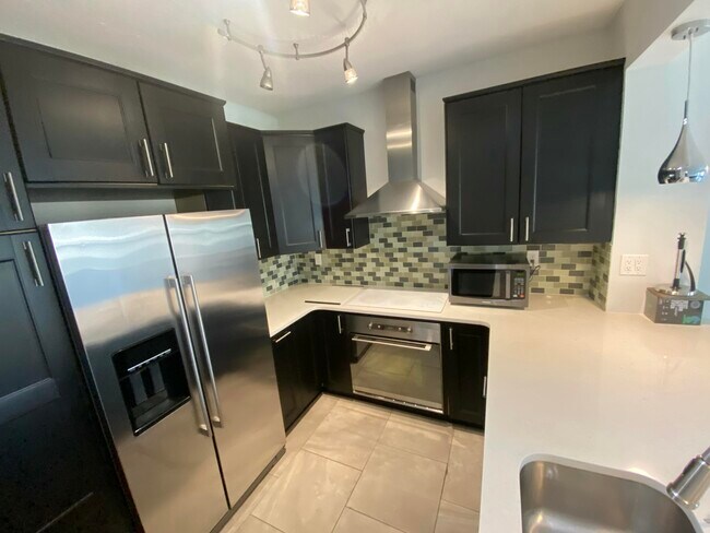 Foto del edificio - 400 Uno Lago Dr