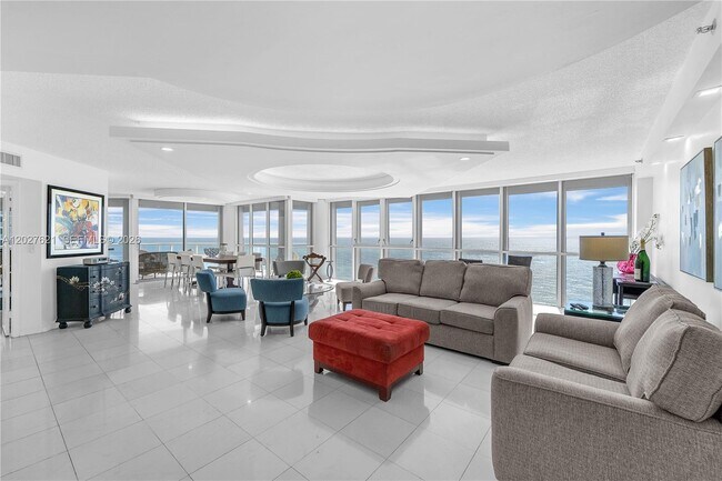 Foto del edificio - 16485 Collins Ave