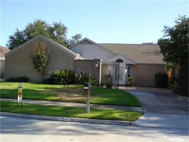 Photo - 11531 Overbrook Ln House