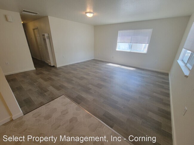 Foto del edificio - 3 br, 1 bath House - 1469 4th Ave