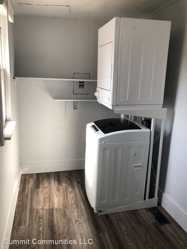 Primary Photo - 2 br, 1.5 bath Apartment - 506 16th St