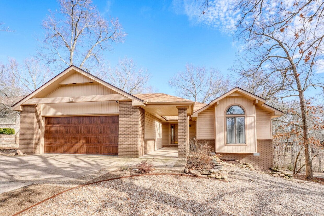 Primary Photo - 15 Farnham Dr