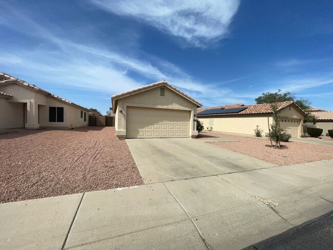 Building Photo - READY TO VIEW NOW! Gorgeous Remodeled Home in El Mirage