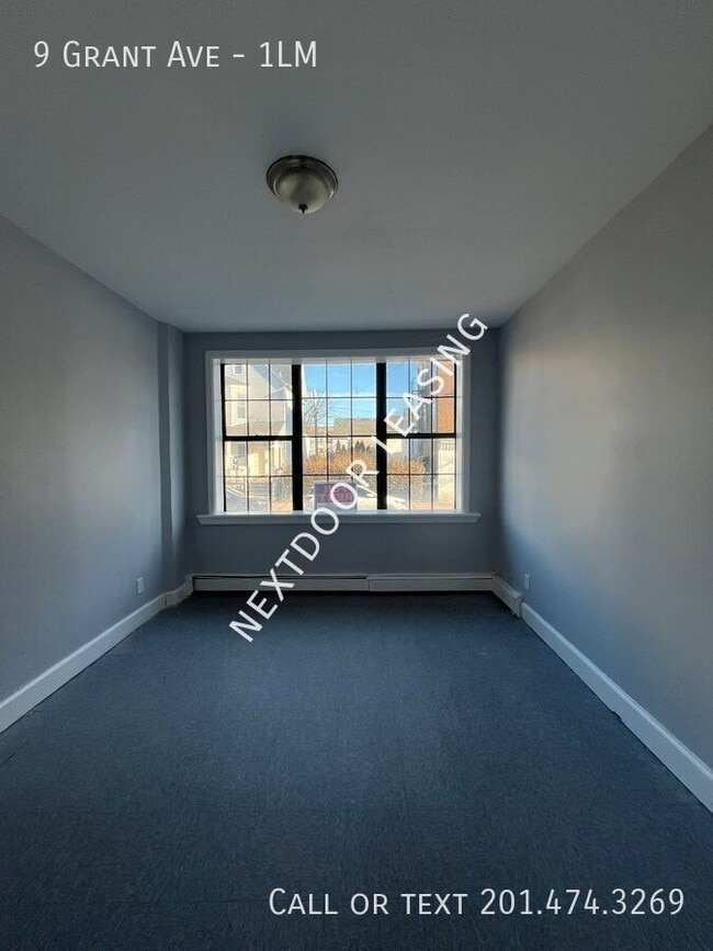 Foto del edificio - 9 Grant Ave