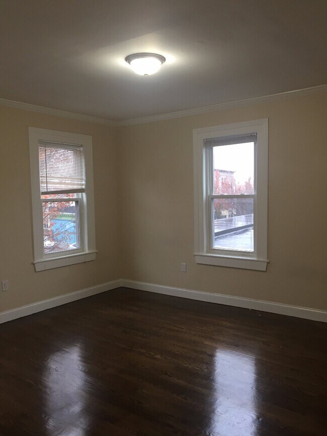 Foto del edificio - 3110 Washington St