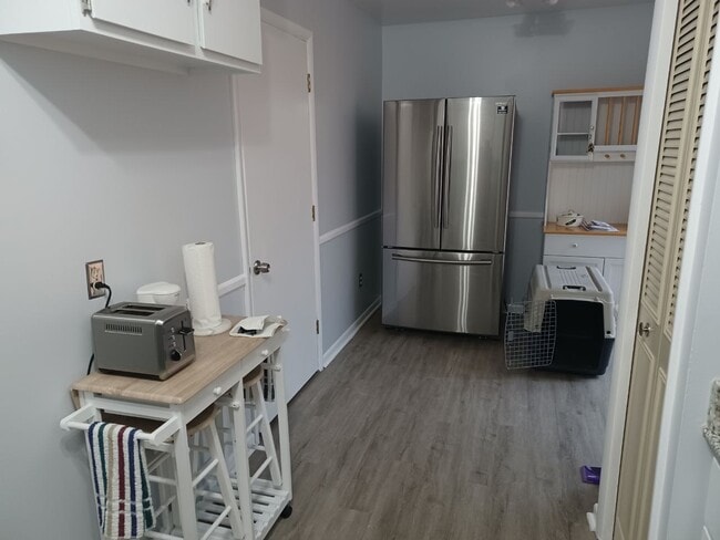 Foto del edificio - 6240 Weiss St