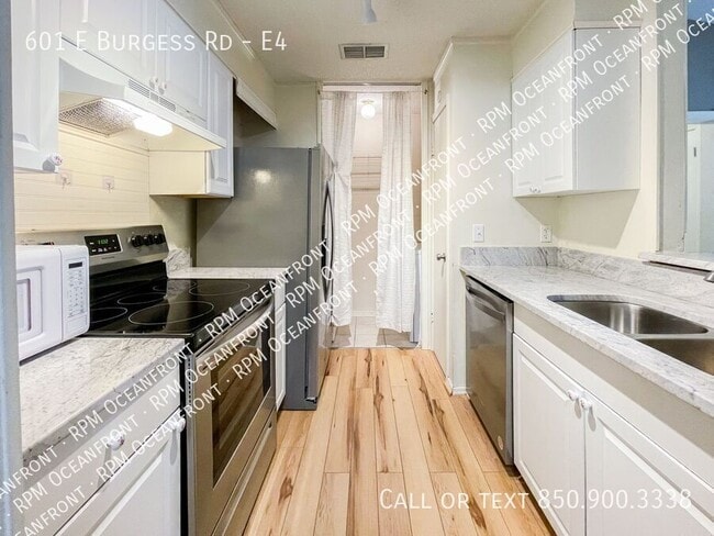 Building Photo - 601 E Burgess Rd