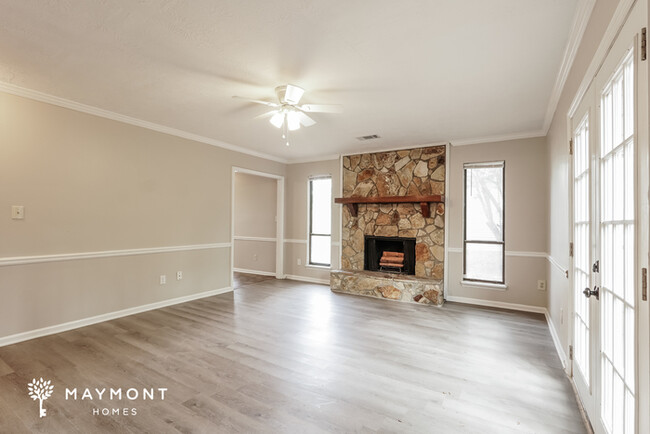 Foto del edificio - Warm and Welcoming 3-Bedroom Home