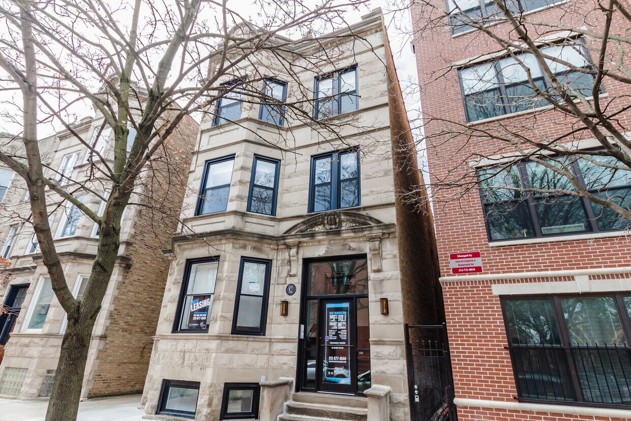 Foto principal - 716 S Laflin St