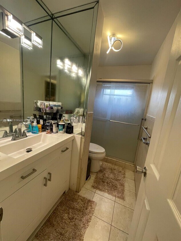 Foto del edificio - 201 NE 14th Ave