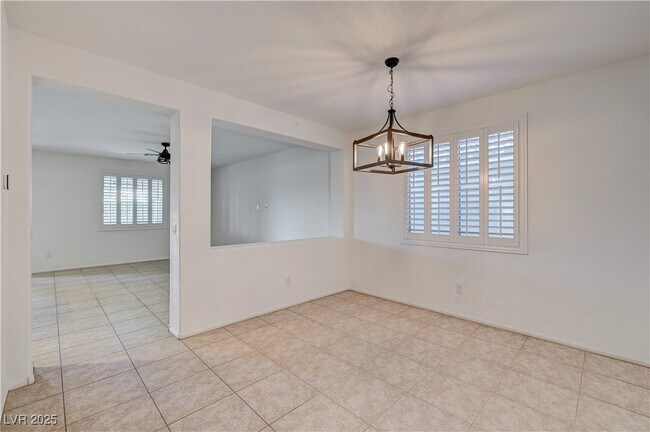 Foto del edificio - 6161 Andover Wood Rd