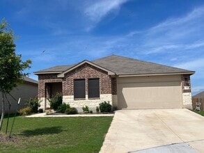 Building Photo - 145 Atwood Loop