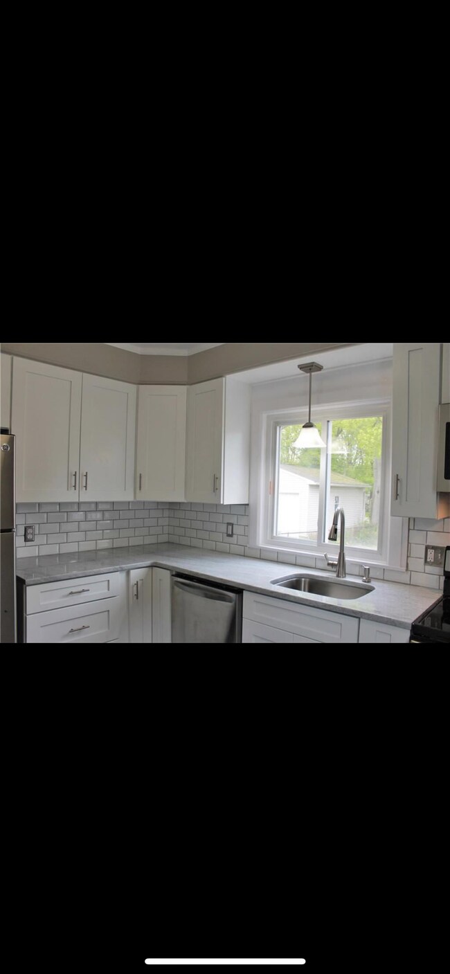 30 Brookdale Ave, Rochester, NY 14619 House Rental in Rochester, NY