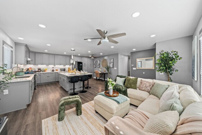 Foto del edificio - 10983 Parkdale Ave