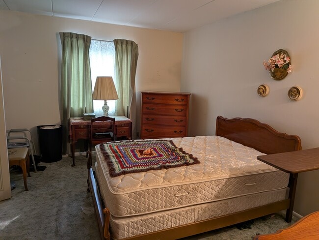 Building Photo - 33 W Chester Pike