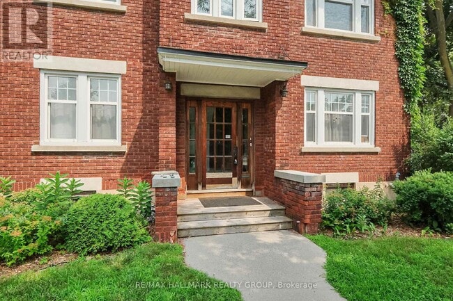 Building Photo - 205-205 Glebe Ave