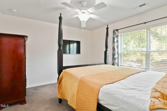 Building Photo - 1304 Cozart St