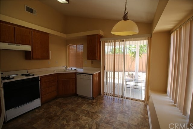 Building Photo - 25673 Hillman Ct