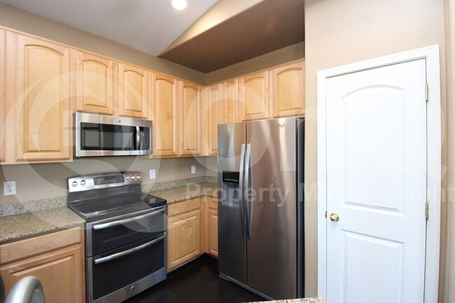 Building Photo - 4372 E Jasper Dr