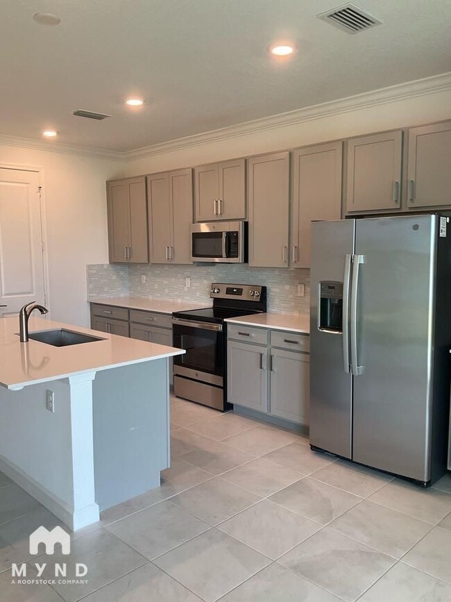 Building Photo - 515 Veridian Cir NW